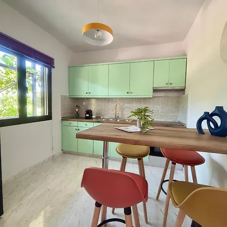 Maison Smaragda By Horizon Homes דירה *